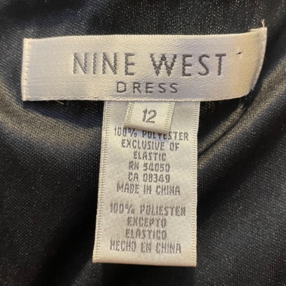 NINE WEST - Picture 4 of 4